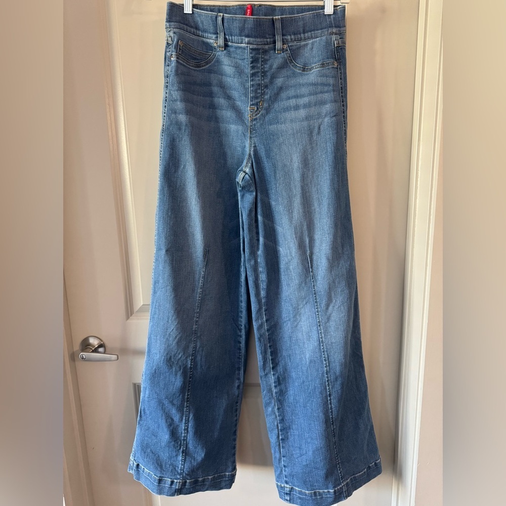 Spanx l Seamed Front Wide Leg Jean l M - Picture 6 of 12